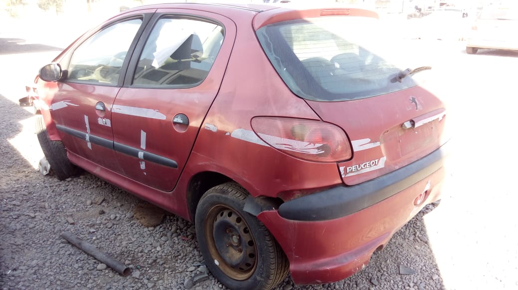  Peugeot 206 2004    EN DESARME